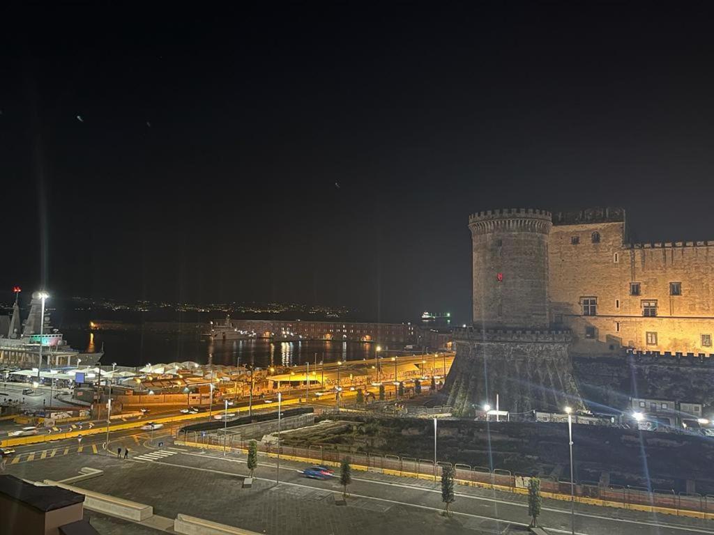La Dimora Al Castello Central Flat Naples - My Place Eksteriør billede